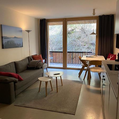 Stilvolle Ferienwohnung Direkt An Der Skipiste Flims Buitenkant foto