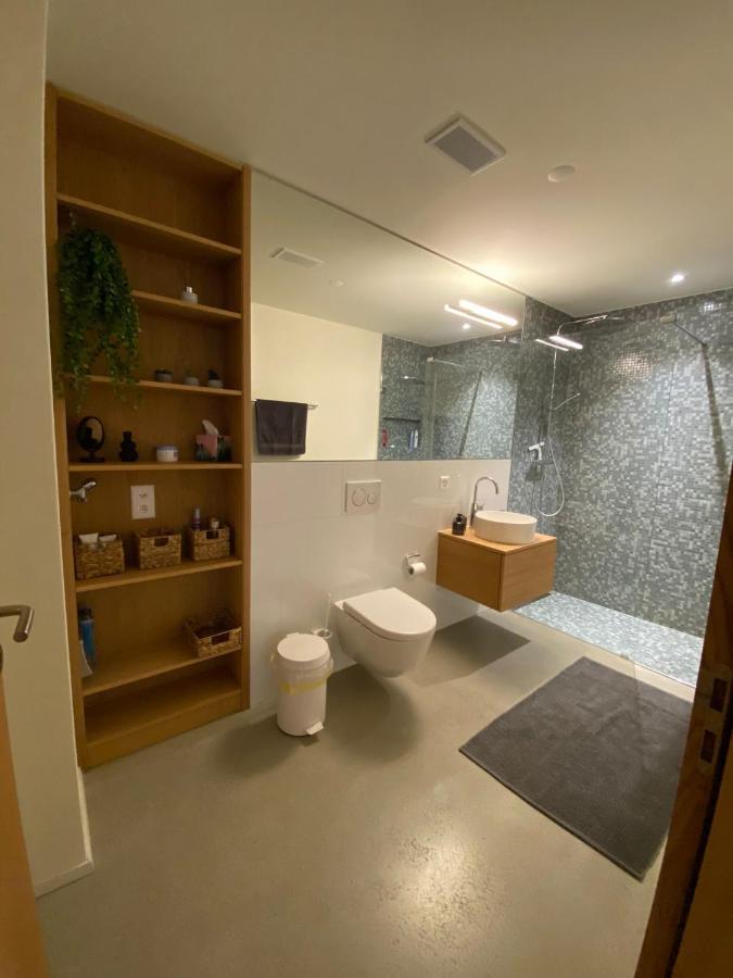 Stilvolle Ferienwohnung Direkt An Der Skipiste Flims Buitenkant foto