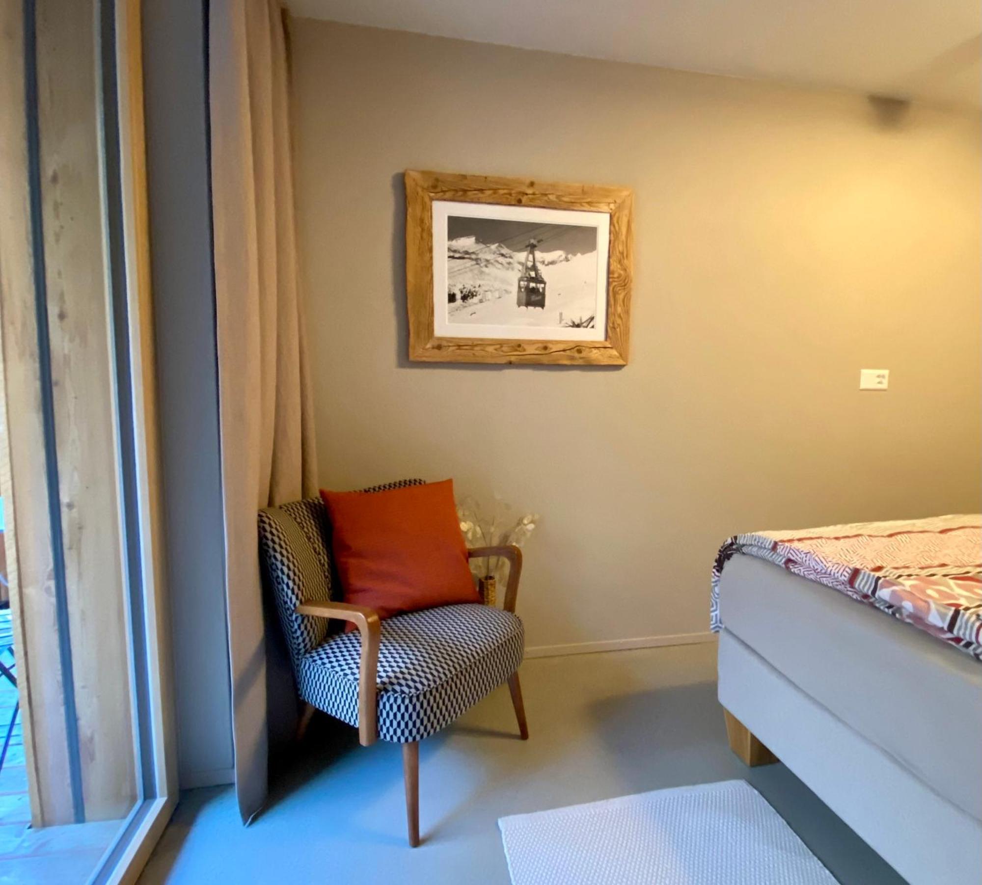 Stilvolle Ferienwohnung Direkt An Der Skipiste Flims Buitenkant foto